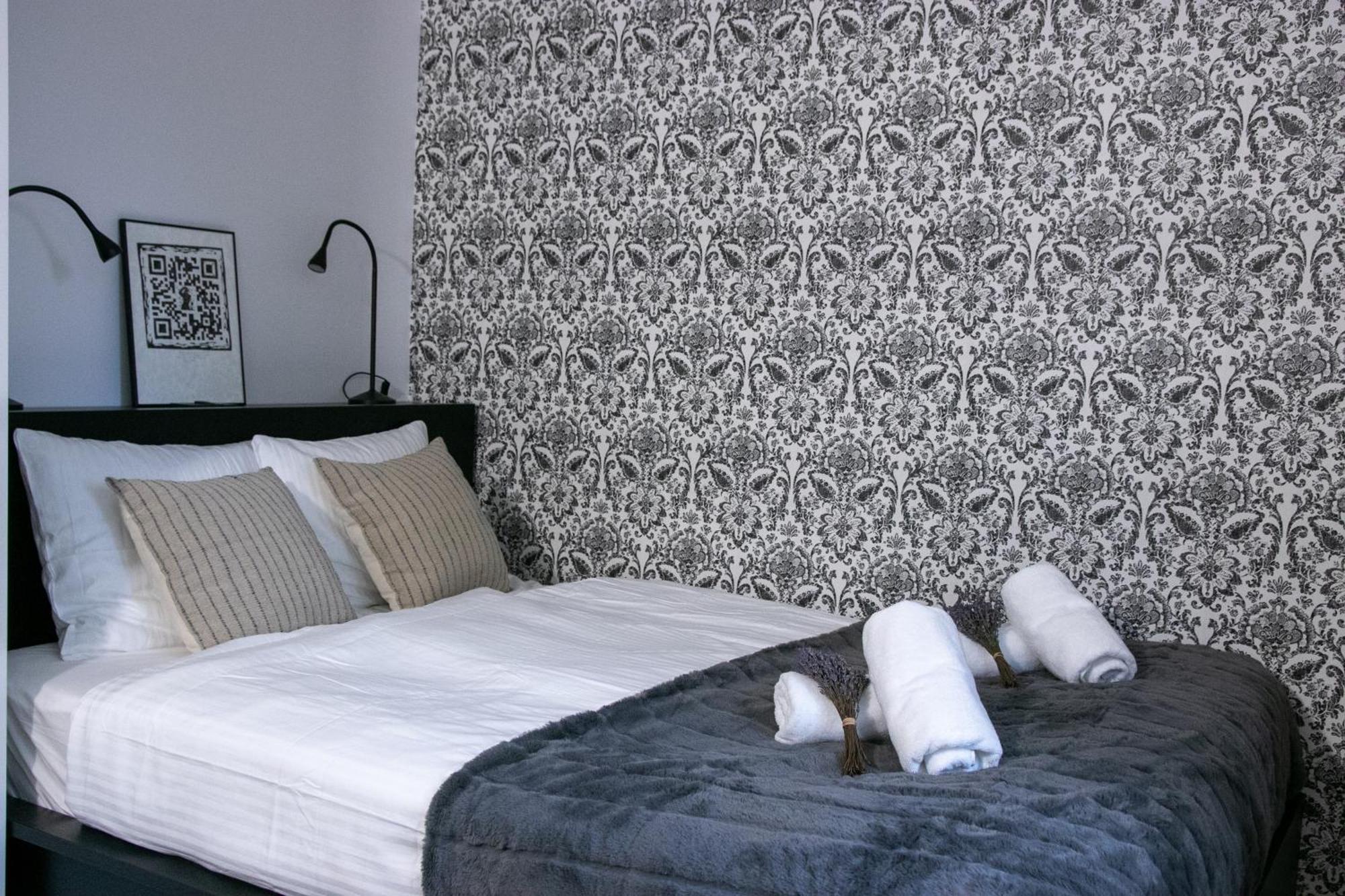 Residence Black&White Ljubljana Room photo
