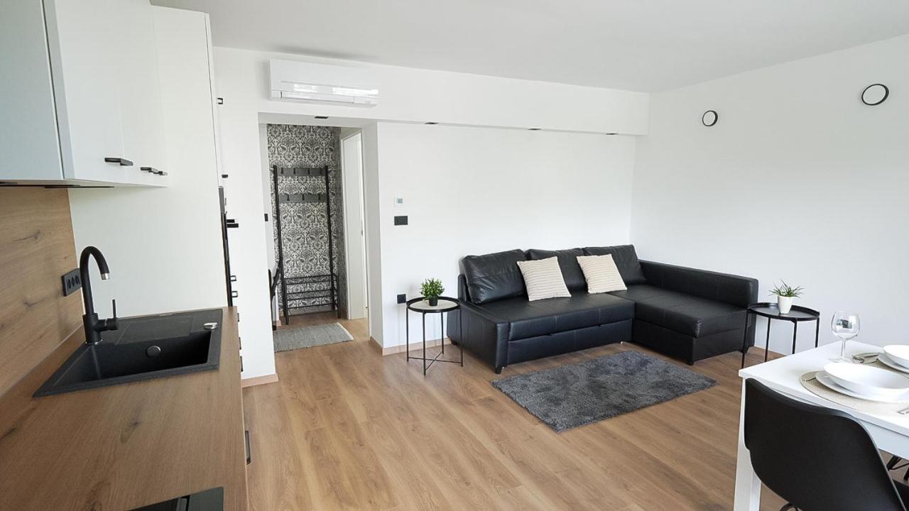 Residence Black&White Ljubljana Room photo